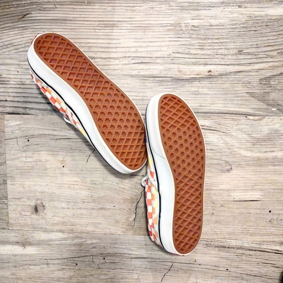 Vans rainbow checkered slip on kids shoes size 3 - Picture 3 of 3